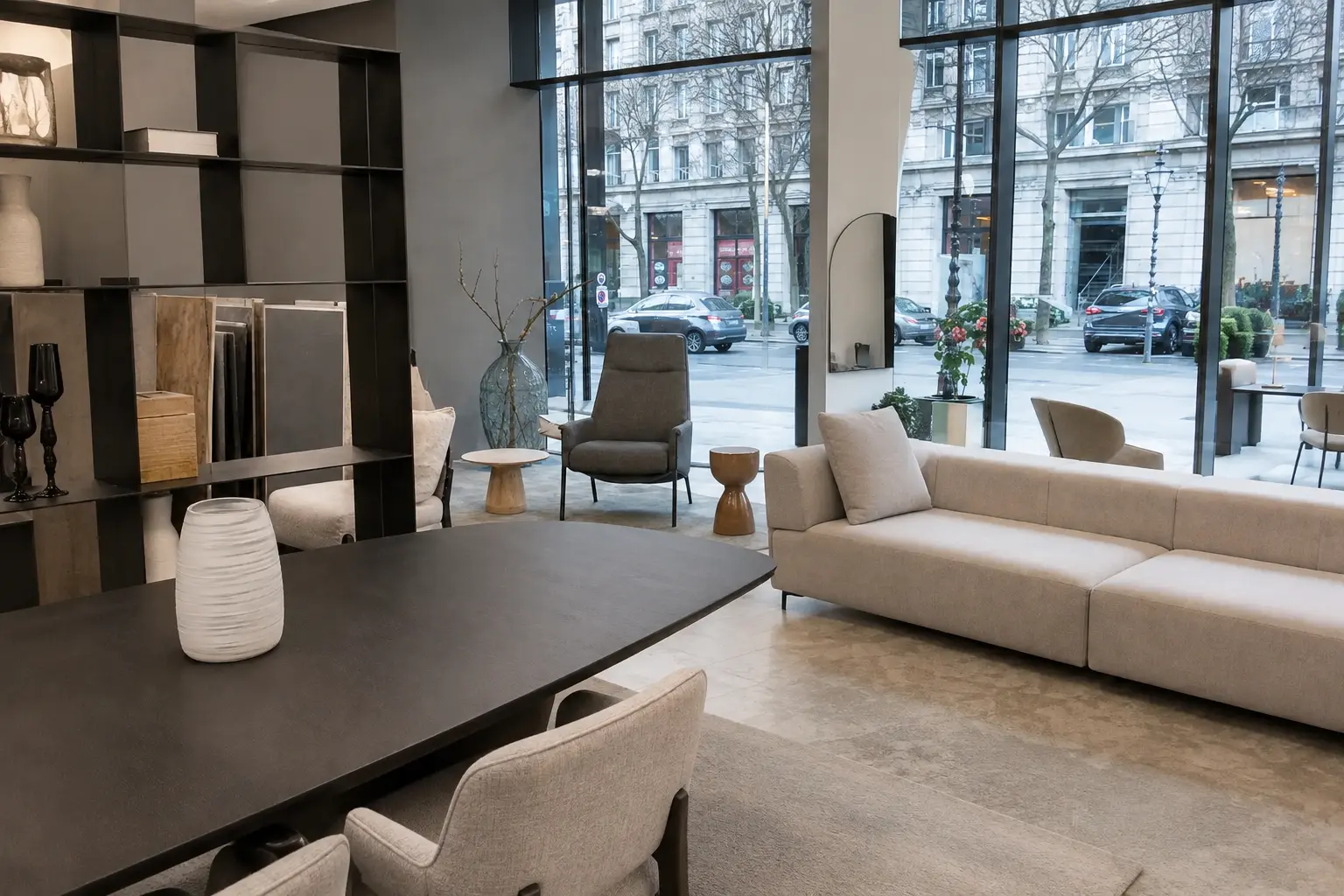 Showroomreinigung Wien für Ausstellungsflächen – repräsentativ, flexibel & materialgerecht Ausführung